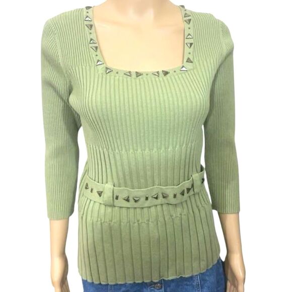Requirements Green Ribbed Sweater Medium Y2K Waist Belt Stud Detail 3/4 Sleeve - Picture 1 of 8